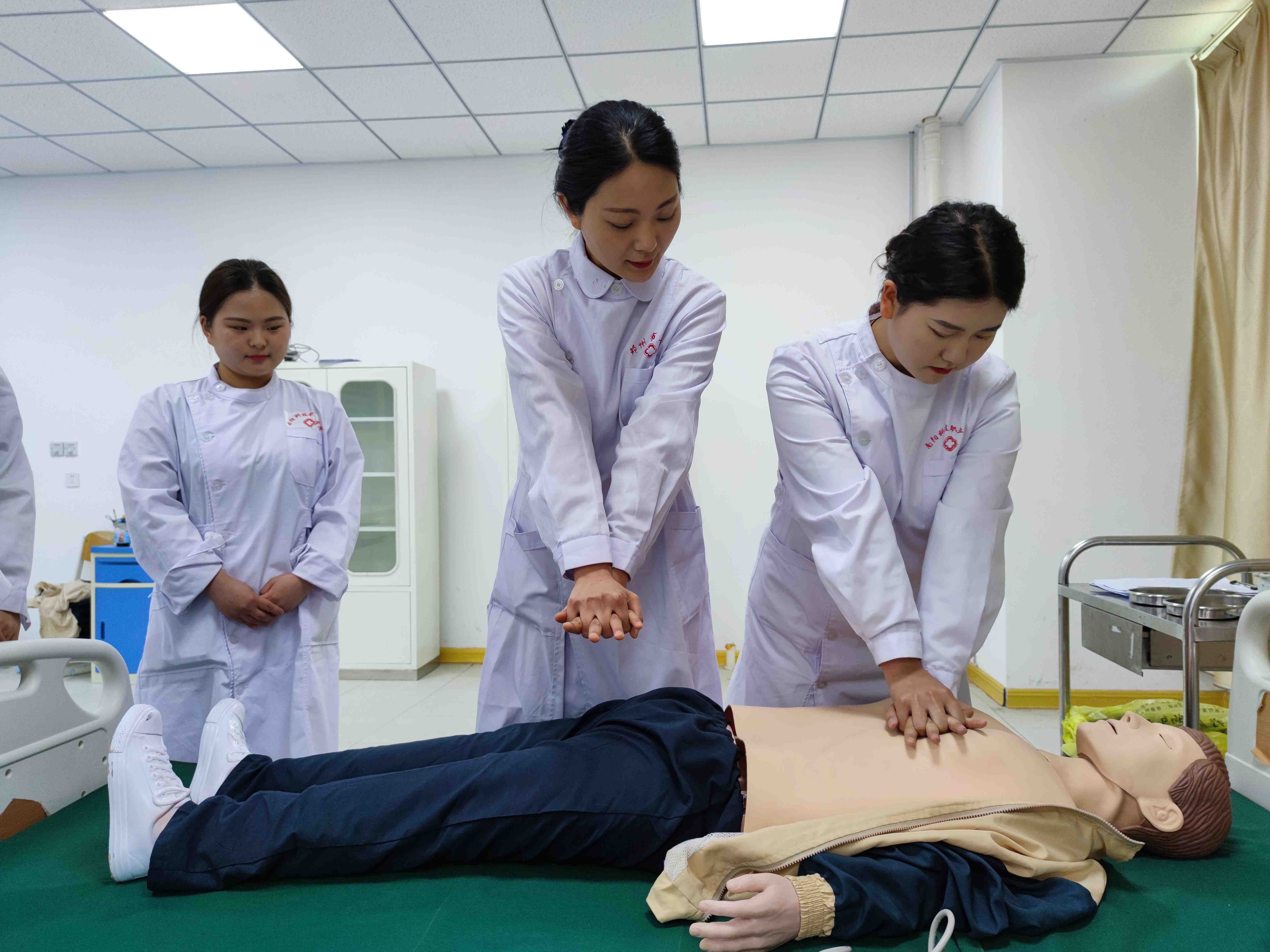 4.实训课教学.jpg